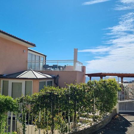 Dernier Etage D'Une Maison Roquebrune-Cap-Martin Exterior foto